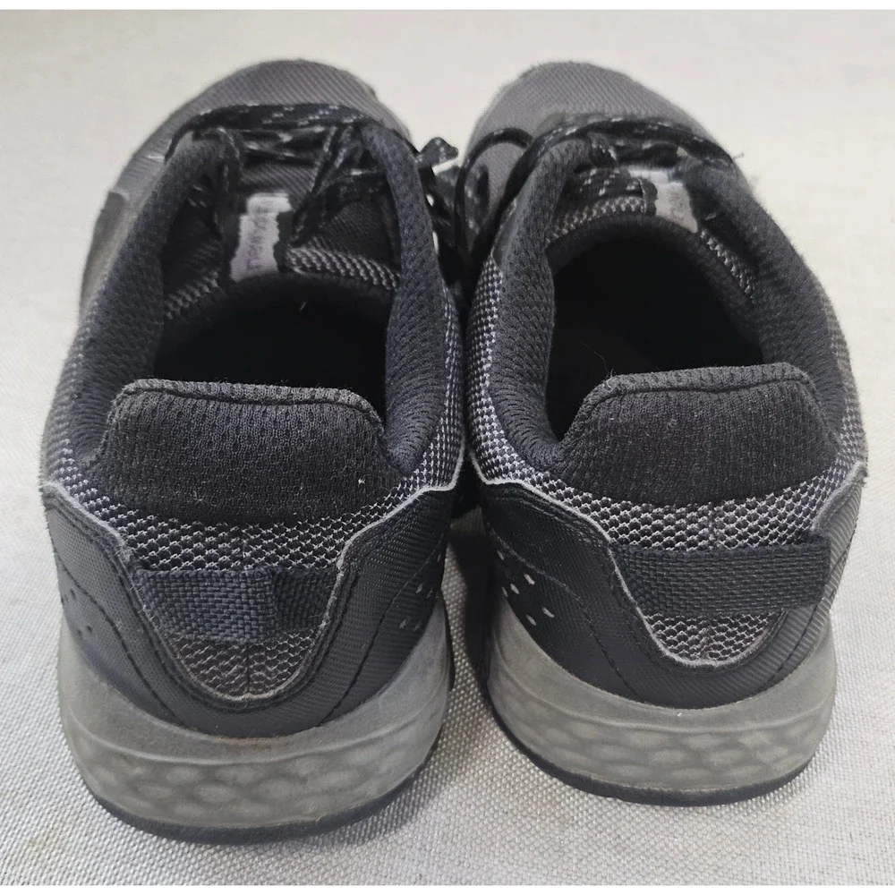 New Balance 410 Trail Running Shoes Men 7.5 Women 9 Black Grey MT410CK8 Sneaker